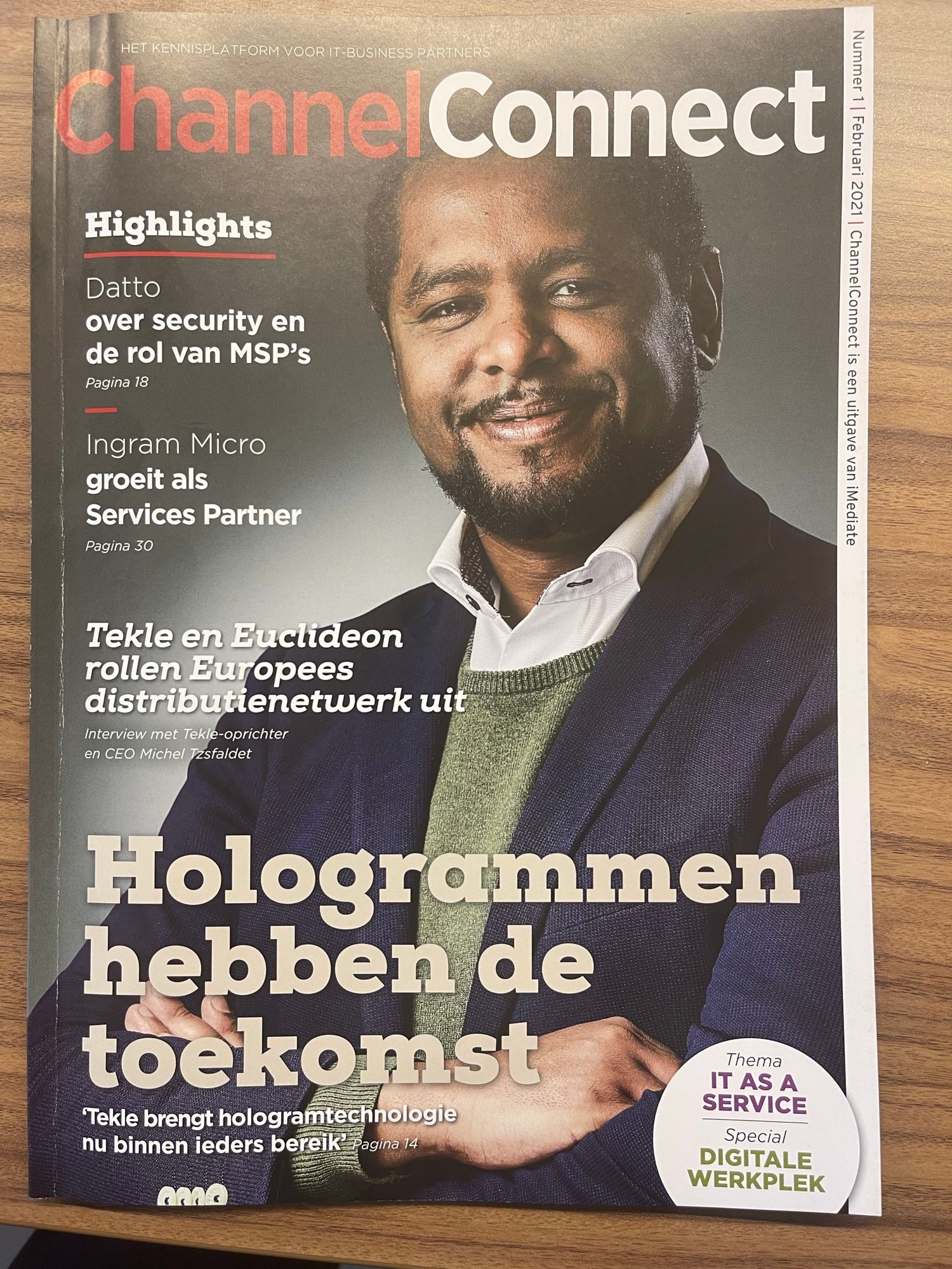 Michel Tzsfaldet auf dem gedruckten Cover von ChannelConnect, einem niederländischen IT-Channel-Magazin, aus dem Jahr 2021.